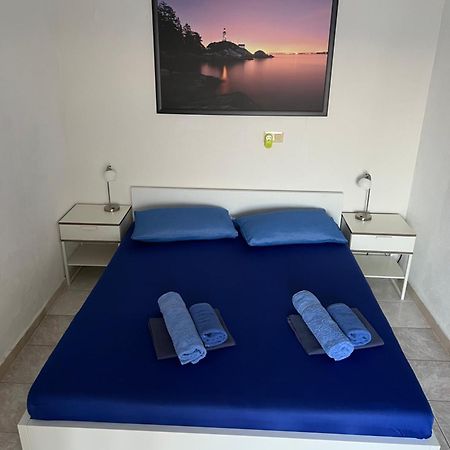 Villa Berlin Bol Buitenkant foto